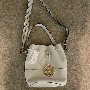 Tory Burch Miller Bucket bag Ivory med sz